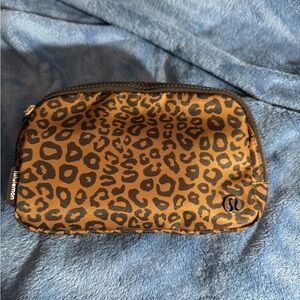 lululemon belt bag